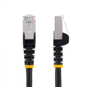 Cabo Ethernet CAT6a StarTech.com de 5m - preto - Low Smoke Zero Halogen (LSZH) - 10GbE 500MHz 100W PoE++ RJ-45 com proteção das patilhas e alívio de tensão cabo de rede patch S/FTP