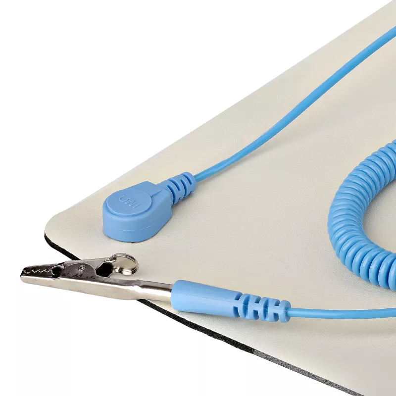 StarTech.com Tapete Antiestático, Tapete ESD para Reparação de Eletrónica, Tapete Antiestático de Mesa/Secretária com Cabo de Terra Removível, ANSI/ESD S 4.1, Base de Trabalho/Tapete Termoplástico Flexível, 60 x 120 cm