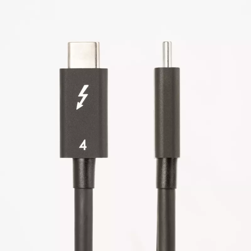 Cabo Thunderbolt 4 StarTech.com 0,5 m – 40 Gbit/s – 100W PD – vídeo 4K/8K – cabo Thunderbolt certificado Intel – compatível com USB 4/Thunderbolt 3/USB 3.2/USB Type-C/DisplayPort