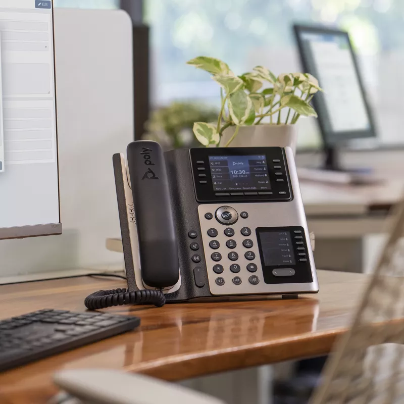 Telefone IP POLY Edge E400 8 linhas com fio preto