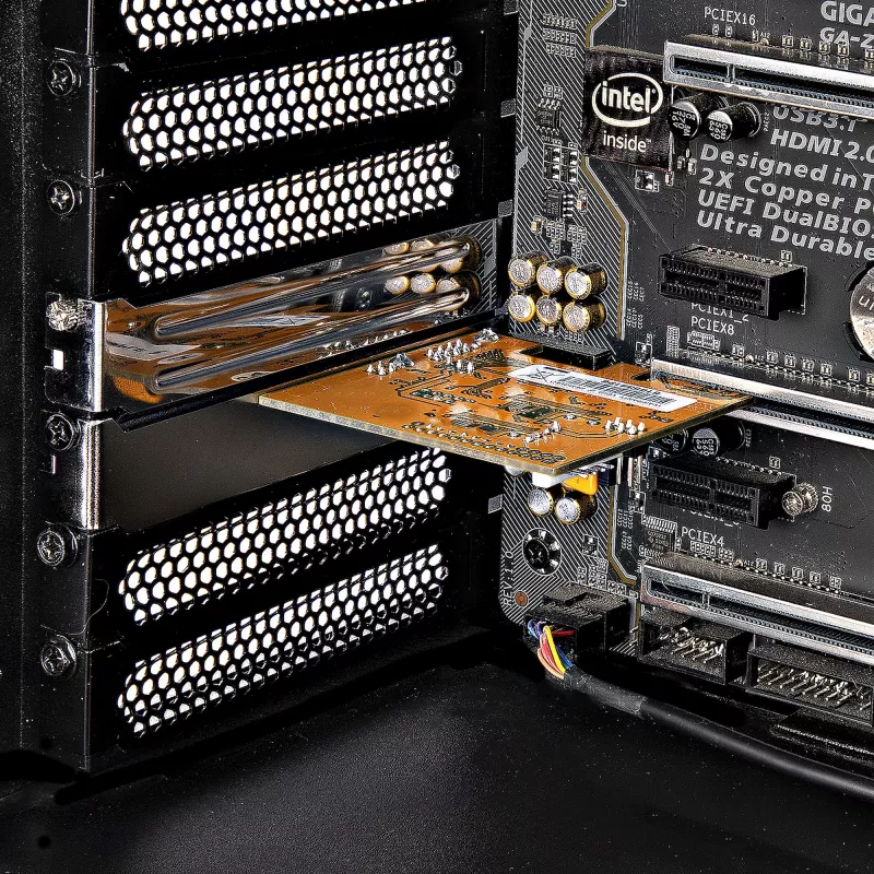 Placa serial PCI Express StarTech.com, placa de interface serial PCIe para RS232 (DB9), placa serial para PC com UART 16C1050, suportes standard ou low-profile, retenção COM, Windows e Linux