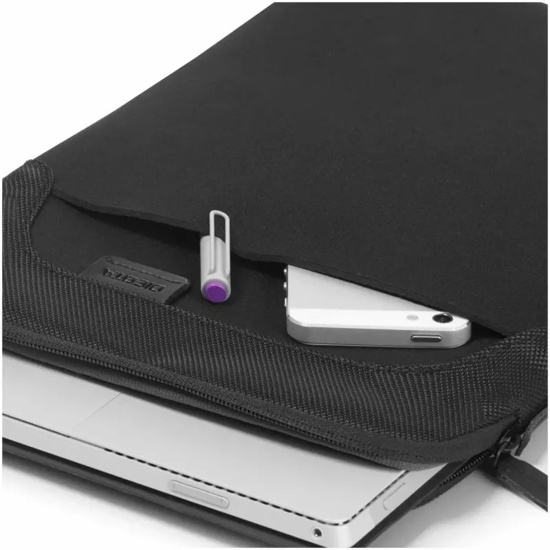 Capa DICOTA Ultra Skin PRO 33,8 cm (13,3 polegadas)