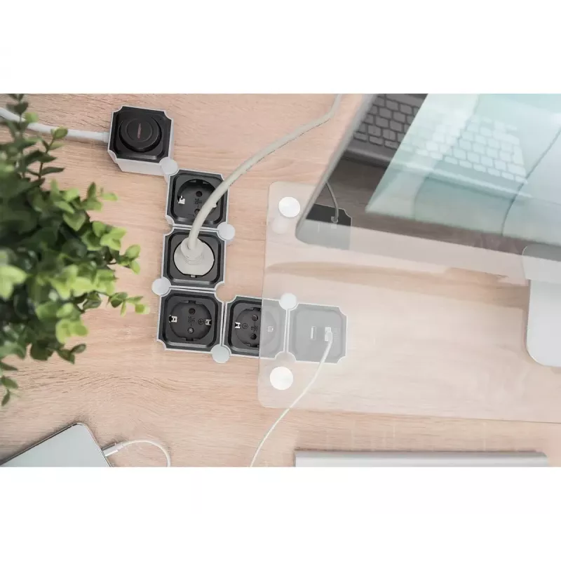 Régua de tomadas Digitus flexível 4 tomadas com 2 portas USB e interruptor