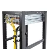 Gestão de cabos para rack de servidor vertical 1U StarTech.com ganchos em D - 5,7 x 10 cm (2,2 x 3,9 polegadas)