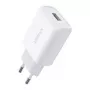 Carregador Ugreen 10133 para dispositivos móveis smartphone branco USB carregamento rápido interior