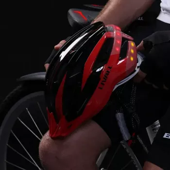 Capacete de proteção Livall MT1 Neo — casco rígido, acabamento brilhante