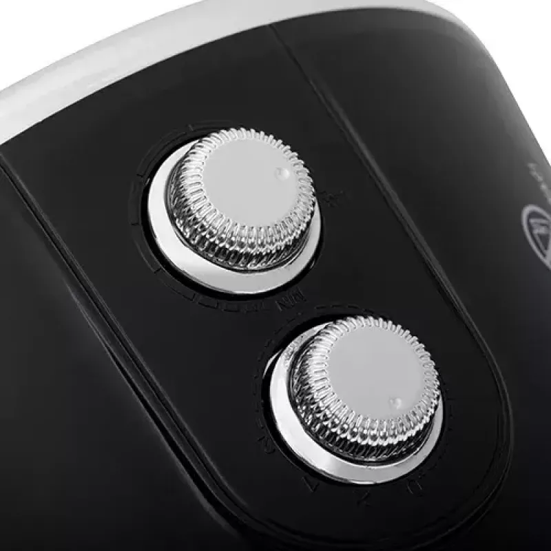 Termoventilador cerâmico elétrico Adler AD 7742 — 1500/750 W, de pé, 220–240 V, preto/prateado
