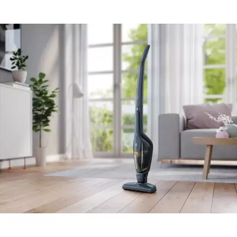 Aspirador vertical 2 em 1 Electrolux EERC75DB bateria seco ciclónico sem saco 0,5 L azul 1,5 Ah