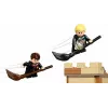 Conjunto LEGO Harry Potter Hogwarts Primeira Aula de Voo 76395 com minifiguras de Harry e Draco