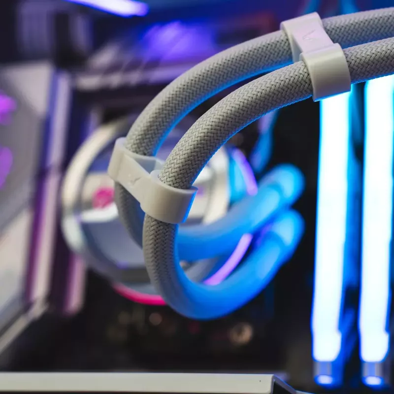 Valkyrie Dragonfang 240 ARGB refrigeração líquida AIO, branco