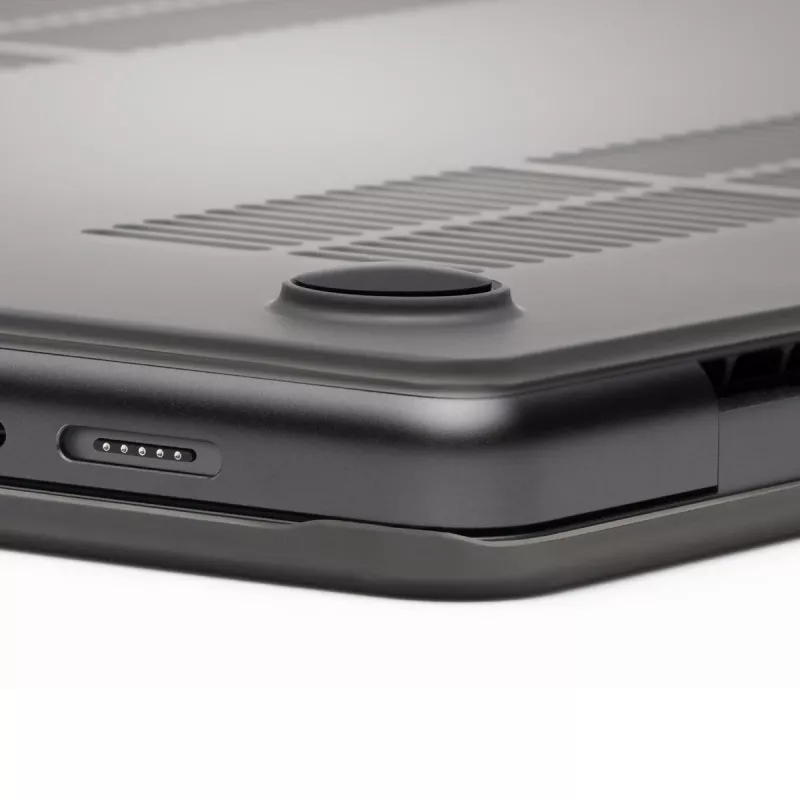 Capa rígida Zagg para MacBook Pro 14 M3/M2/M1 — acabamento Smoke, capa de proteção encaixável