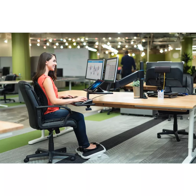 Kensington SoleMate Plus 56146 apoio para os pés com sistema SmartFit, inclinação ajustável até 20°, 45×35 cm, preto/cinzento