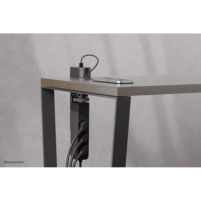 Neomounts DS22-840BL6 Tomada de secretária com grampo e ligações USB-C e USB-A – carregamento rápido