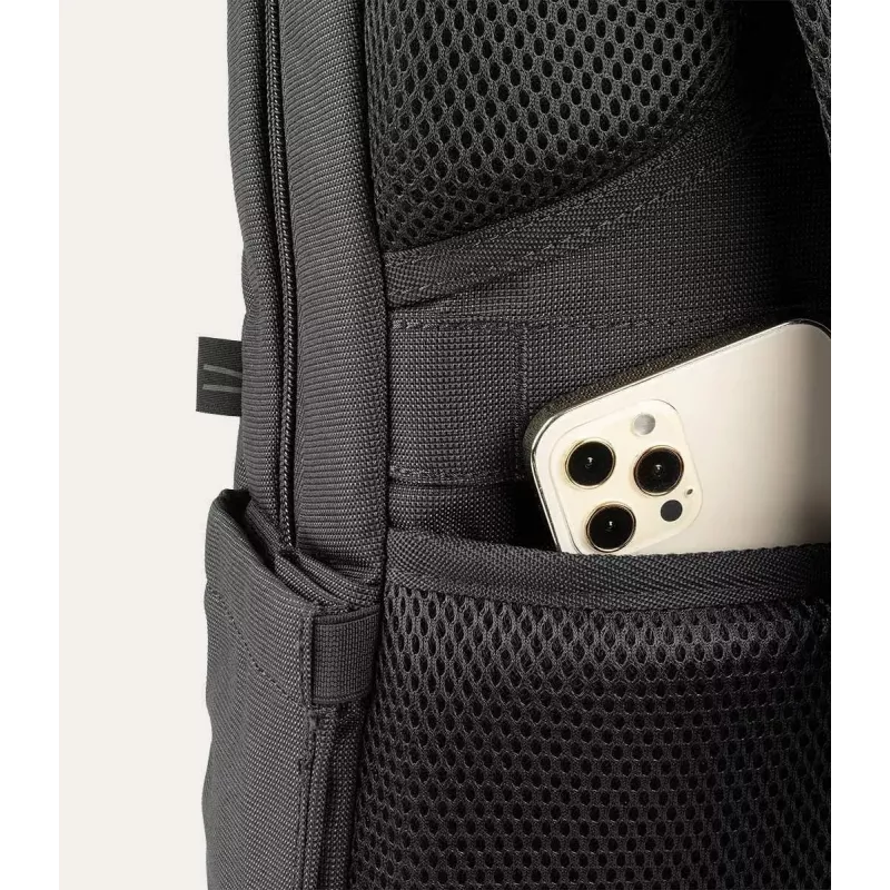 Mochila Tucano Binario Gravity Anthracite plástico reciclado