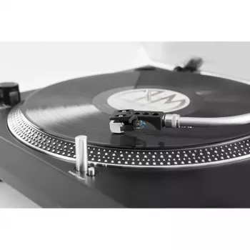 Gira-discos de acionamento direto TechniSat TechniPlayer LP 300