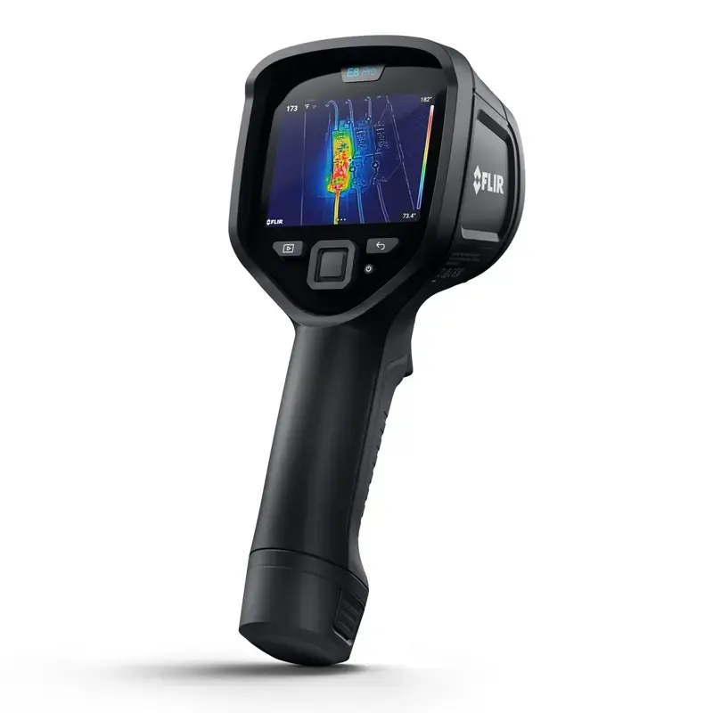 Câmara termográfica Flir Systems E8-PRO — 320×240 px, NETD 40 mK, IFOV 1,8 mRad, ecrã de 3,5 polegadas, caixa metálica, preto