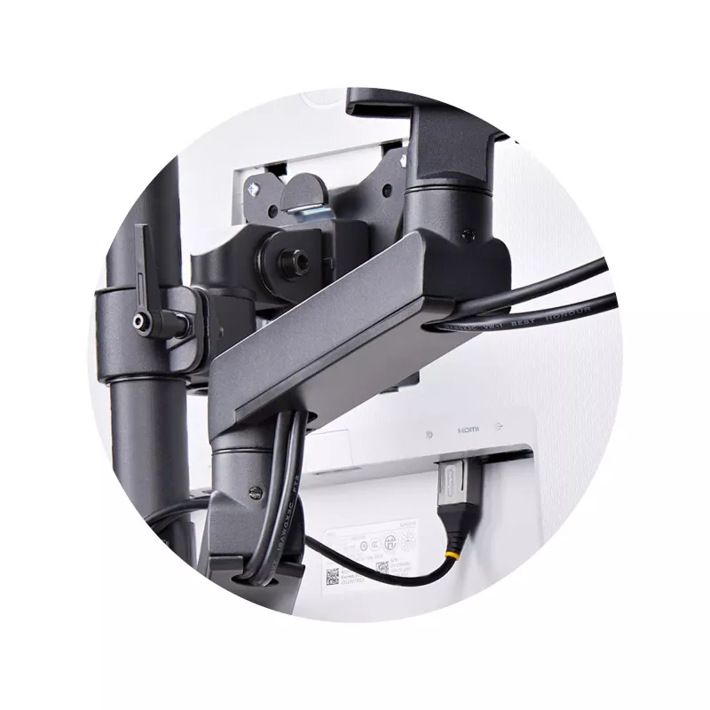 StarTech.com Suporte de secretária para três monitores até três ecrãs de 27 polegadas, VESA 75x75/100x100, ajuste dos braços sem ferramentas, montagem por grampo C/passagem de cabos, braços com apoio de mola