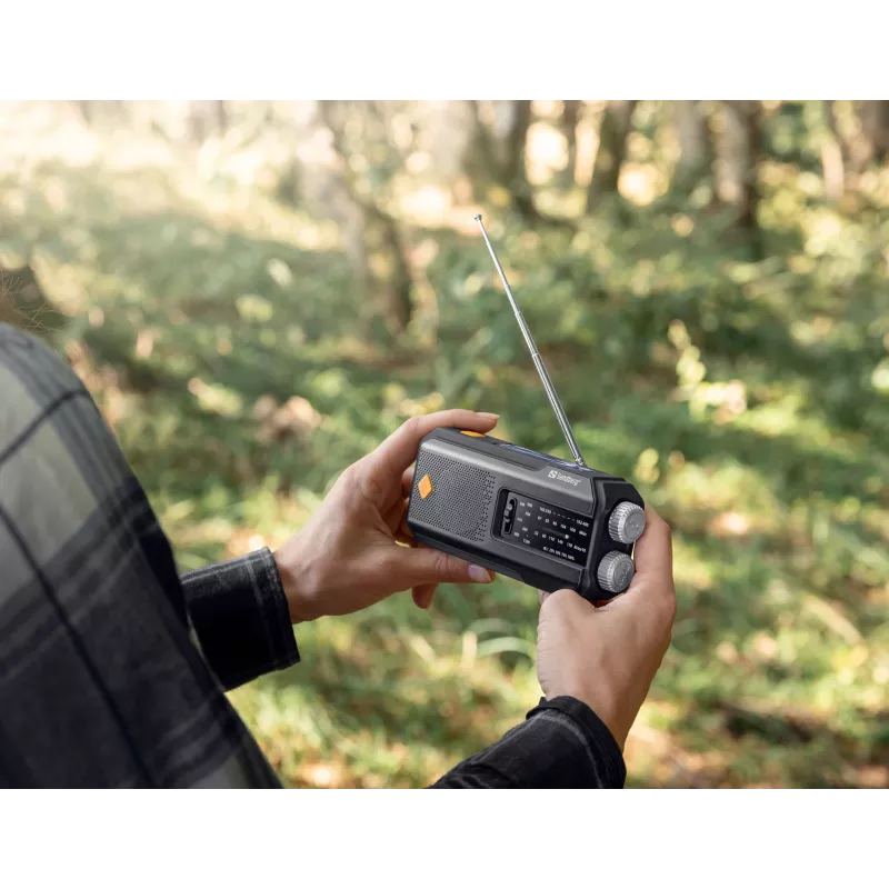 Sandberg Survivor Radio All-in-1 2000, portátil, AM, FM, 87–180 MHz, 520–1710 kHz, 3 W, analógico