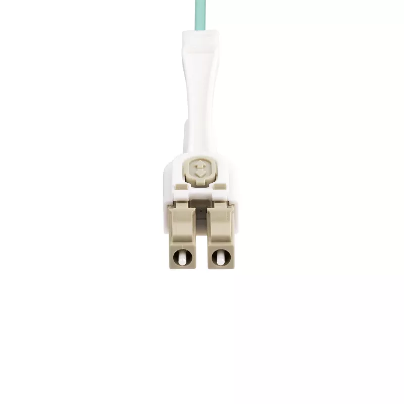 Cabo de fibra ótica multimodo StarTech.com 10m (32.8ft) LC para LC (UPC) OM4 com patilhas push-pull, 50/125µm, 100G, resistente a dobras, baixa atenuação de inserção – cabo de ligação de fibra LSZH