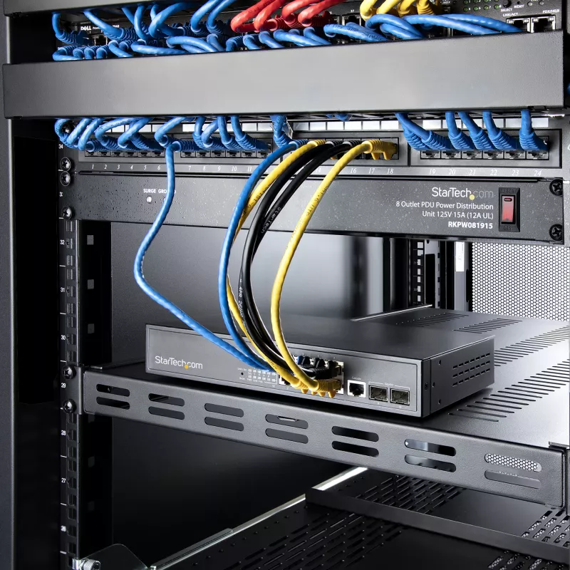 StarTech.com ADJSHELFHDV prateleira 1U ajustável ventilada para rack de servidor, para cargas pesadas, 150 kg, profundidade de montagem ajustável 49,5–97,4 cm (19,5–38 polegadas), 19 polegadas, preta
