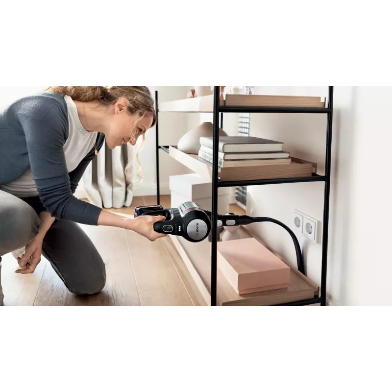 Aspirador vertical Bosch BCS712XXL, escova elétrica, bateria, a seco, sem saco, 0,3 L, preto, 3 Ah
