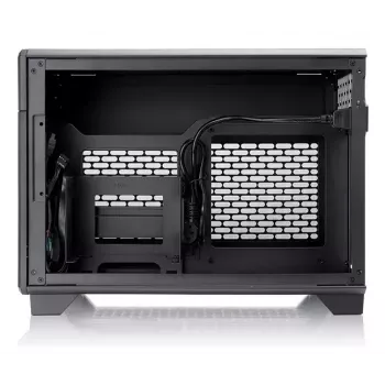 Caixa de PC Thermaltake TR100 Mini Tower preta