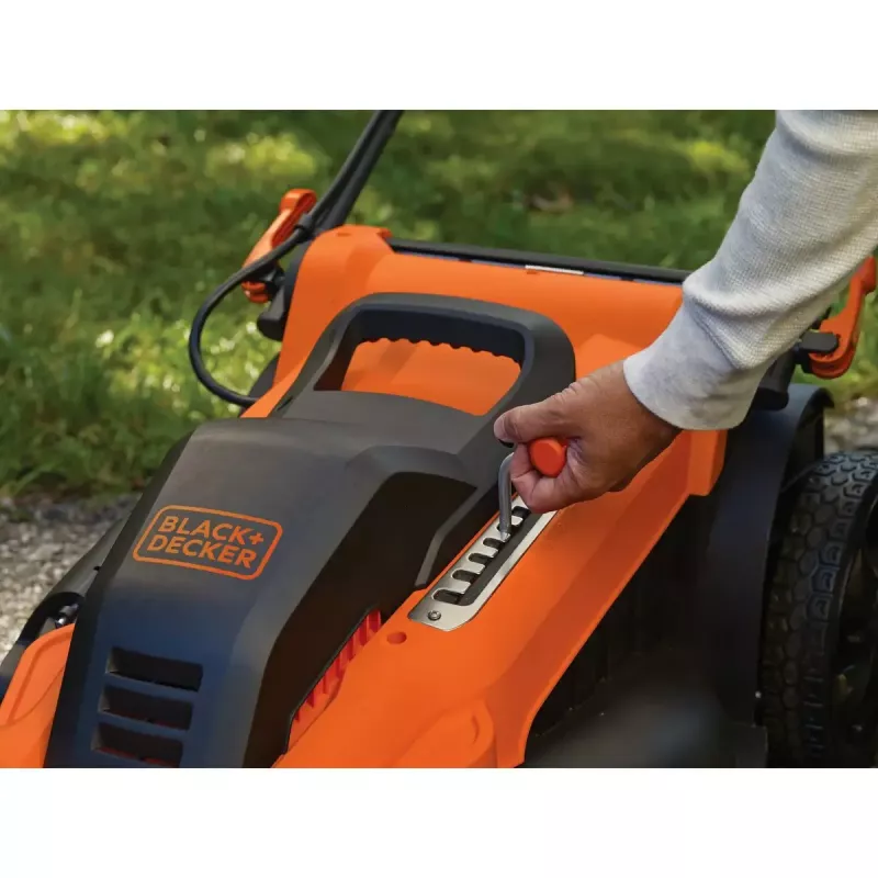 Corta-relvas manual Black & Decker LM2000-QS