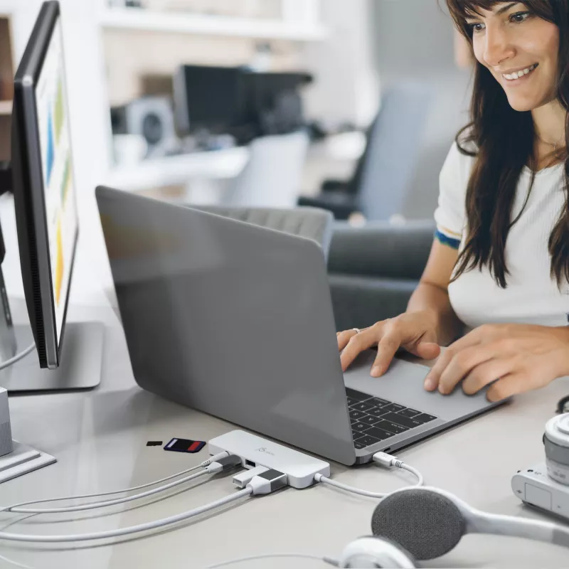 Adaptador múltiplo USB-C j5create JCD373-N 60W Power Delivery 4K