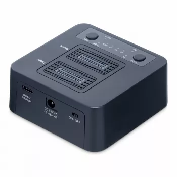 StarTech.com Duplicador de unidades M.2 NVMe 1:1, Clonador/Copiador de SSD M.2 autónomo até 90 GB/min, Dock de dupla baía M.2 USB 3.2 20 Gbit/s, cabo USB-C/A incluído