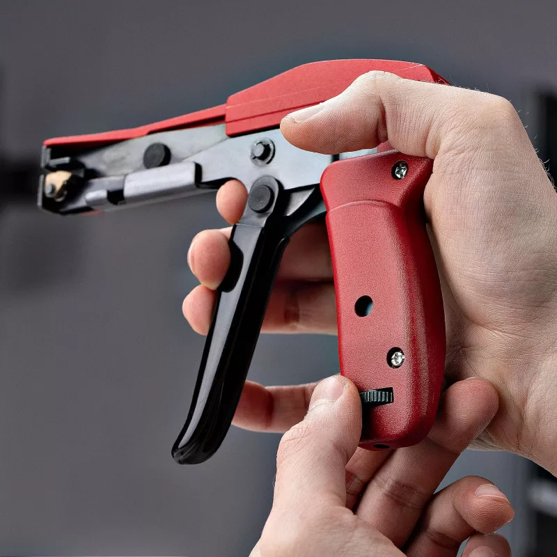 Pistola de abraçadeiras de nylon StarTech.com, ferramenta de instalação e corte de abraçadeiras, ferramenta de aperto/fixação de abraçadeiras, compatível com abraçadeiras de nylon de 2,4 mm a 4,8 mm, conforme TAA