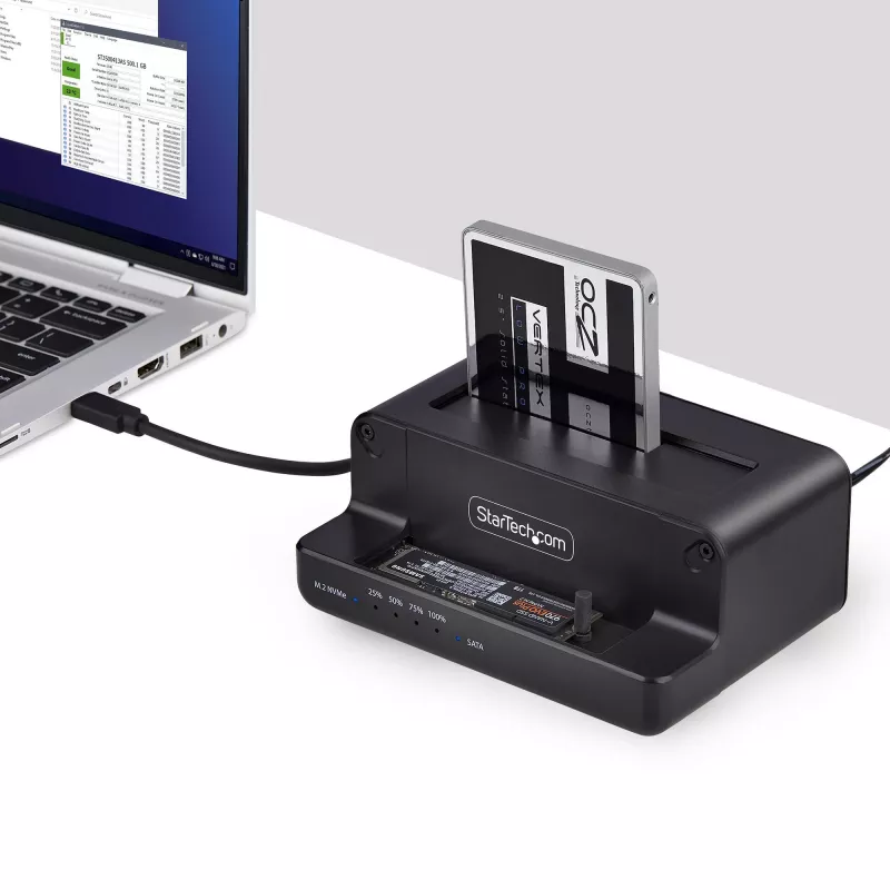 Duplicador de unidades M.2 NVMe para SATA de 2,5/3,5 polegadas StarTech.com, clonador/dock de SSD autónomo de duas baías, bidirecional NVMe para SATA / SATA para NVMe, até 27 GB/min, TAA