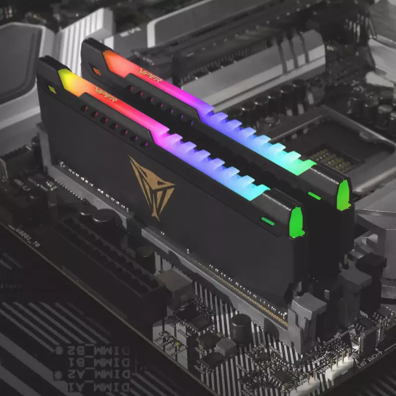 Memória DDR4 para desktop PATRIOT Viper Steel RGB 16 GB (2x8 GB) 3600 MHz 288-Pin DIMM 1,35 V