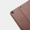 Capa folio Trunk TR-LEAIPC10-BRW para iPad 10,2 polegadas, castanha