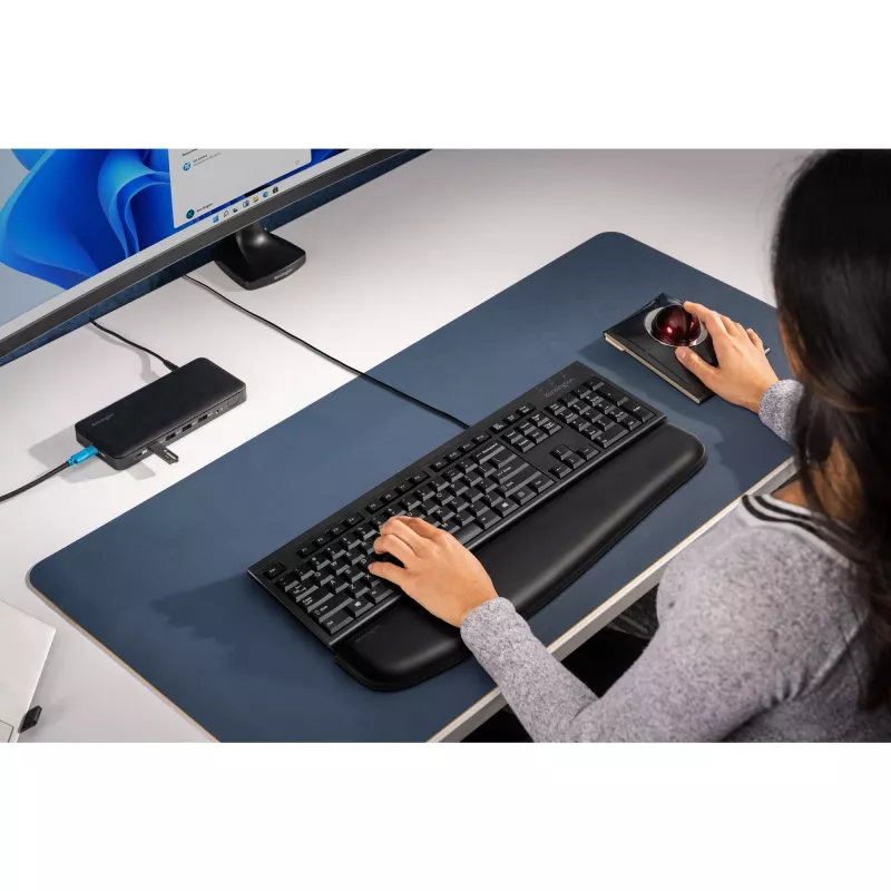 Teclado com fios de tamanho completo Kensington KB100 EQ USB membrana QWERTZ