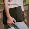 Capa para tablet Incase Crosstown Sleeve para tablet de 11 polegadas, preto