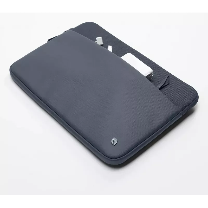 Incase A.R.C. Sleeve para com ReSpun 100% poliéster reciclado para portátil de 16 polegadas (M1-M4, 2021-2024)
