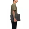 Incase Crosstown Sleeve com Woolenex para portátil de 16 polegadas