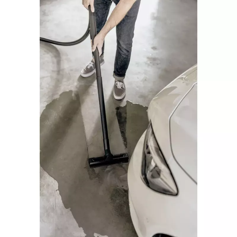 Aspirador de líquidos e pós Karcher KWD 3 V-17/4/20/F — 17 L, 1000 W, aspiração a seco e a húmido, mangueira de 2 m