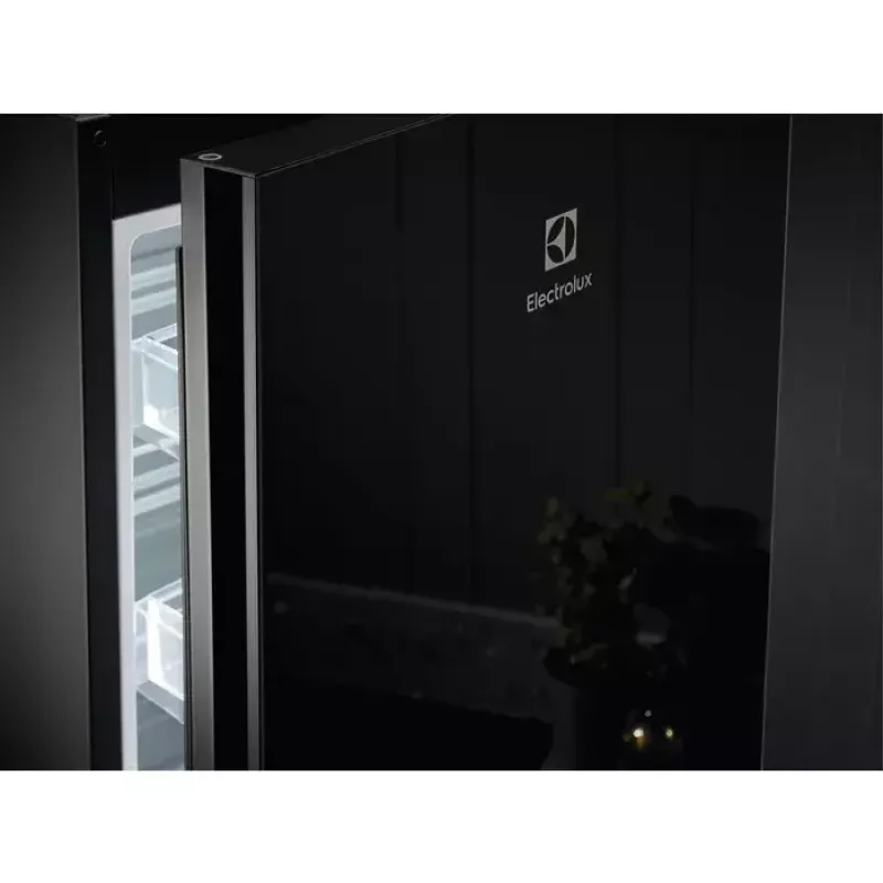 Electrolux LNT7ME36K2 frigorífico combinado, 367 l (frigorífico 266 l, congelador 101 l), congelador em baixo, No Frost, classe energética E, preto