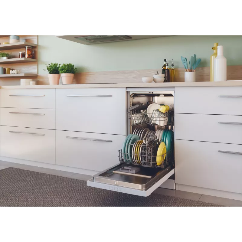 Máquina de lavar louça estreita independente CANDY Brava CDPH 2L1049W — 10 conjuntos de louça, 45 cm, 49 dB, classe energética E