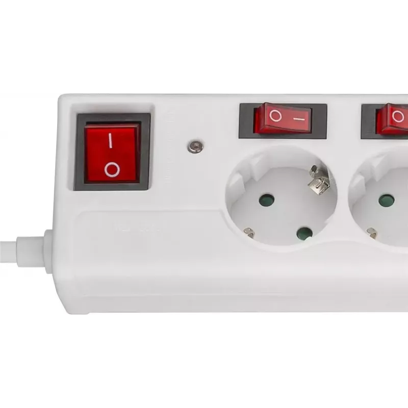 Régua de tomadas Goobay 6 tomadas com proteção contra sobretensão e interruptor 1,5 m 6 saídas AC