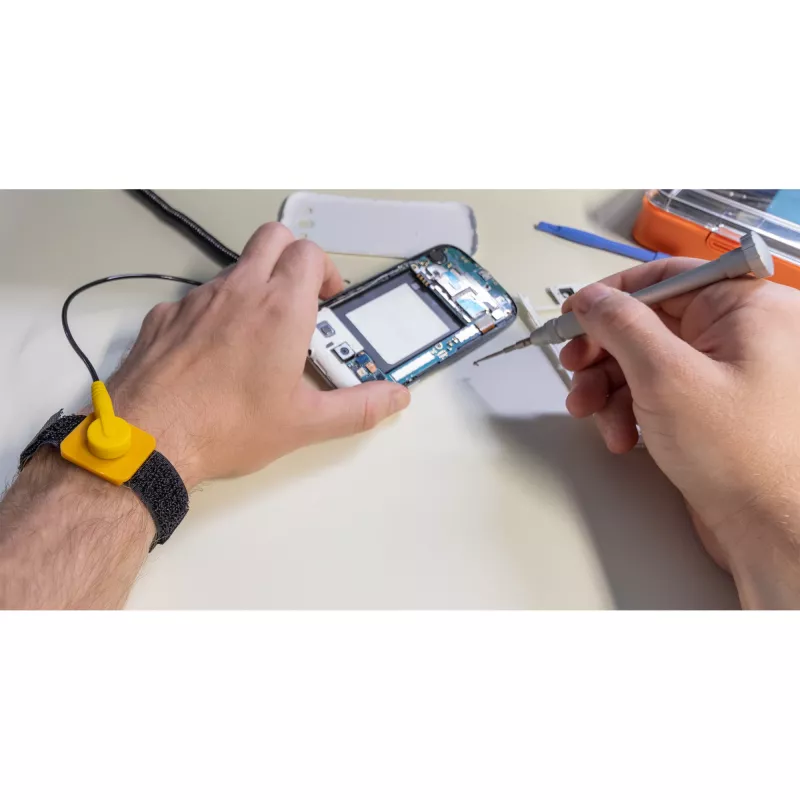 InLine pulseira antiestática para sessões de trabalho ESD seguras PC/servidor preto 34g