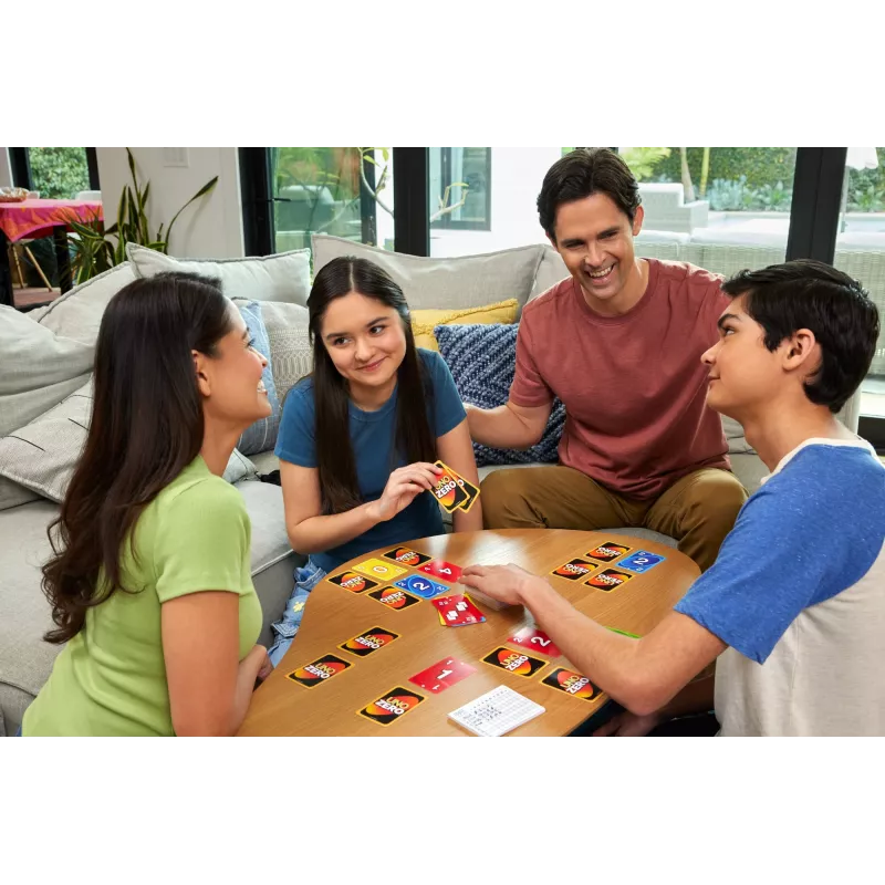 Jogo de cartas MATTEL UNO Zero — Jogo de descarte, idade 7+, incl. baralho e bloco de pontuação
