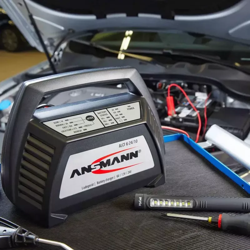 Carregador Ansmann ALCT6-24/10 6/12/24 V preto