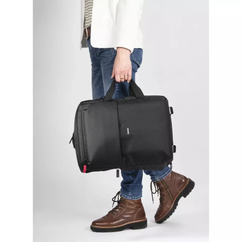 Mochila Hama Matera preta, correia de ombro compatível com qualquer marca