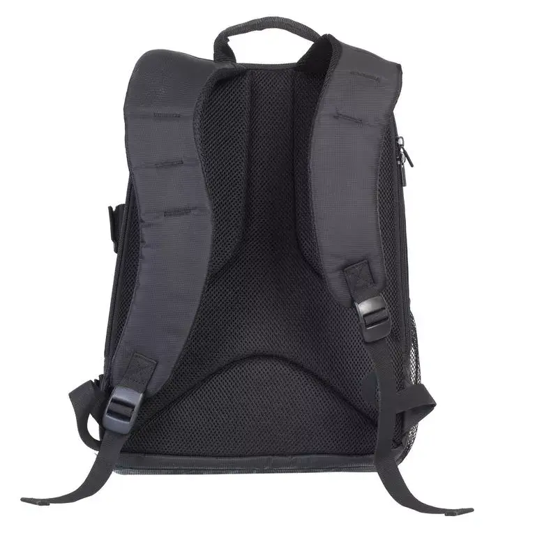 Mochila Rivacase 7490 (PS) preta em poliéster