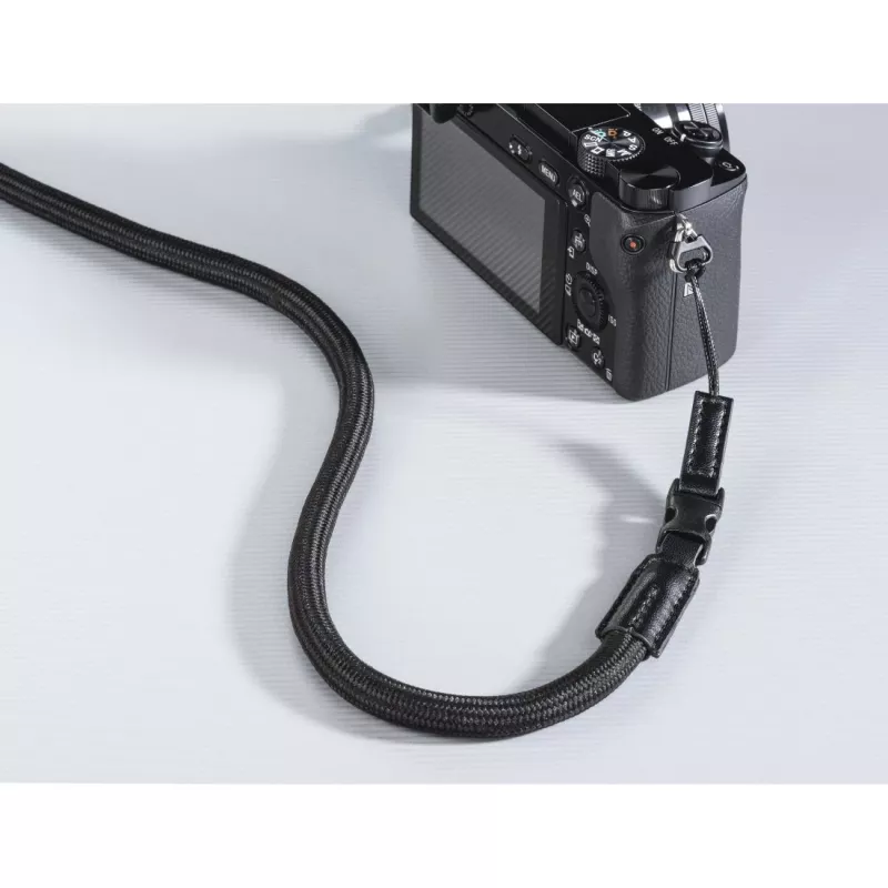Correia Hama Braid 120 para câmara digital em nylon preta