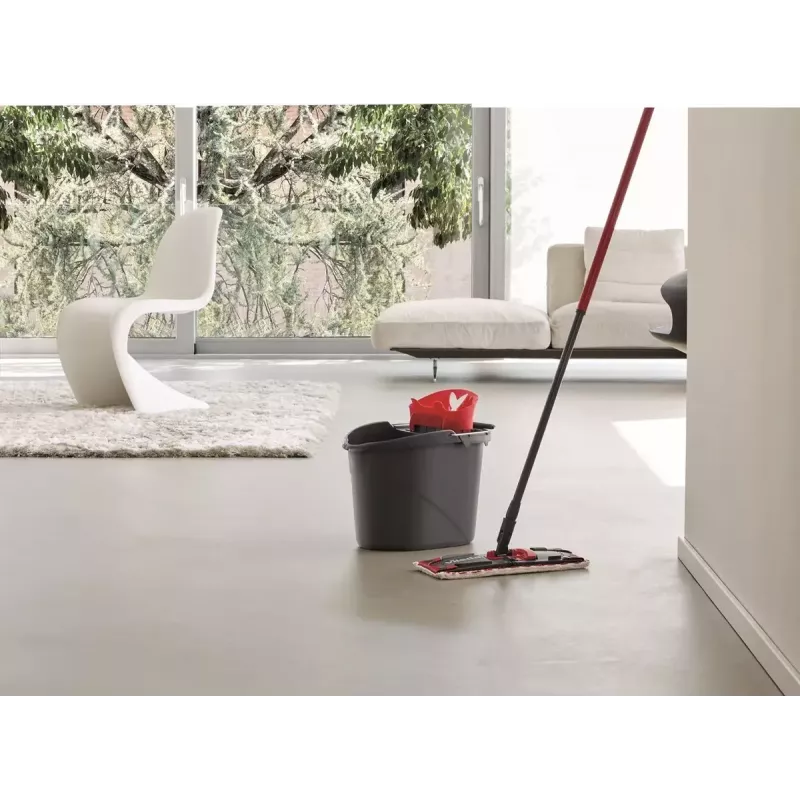 Sistema de limpeza Vileda SuperMocio Revolution um balde Preto Vermelho Branco