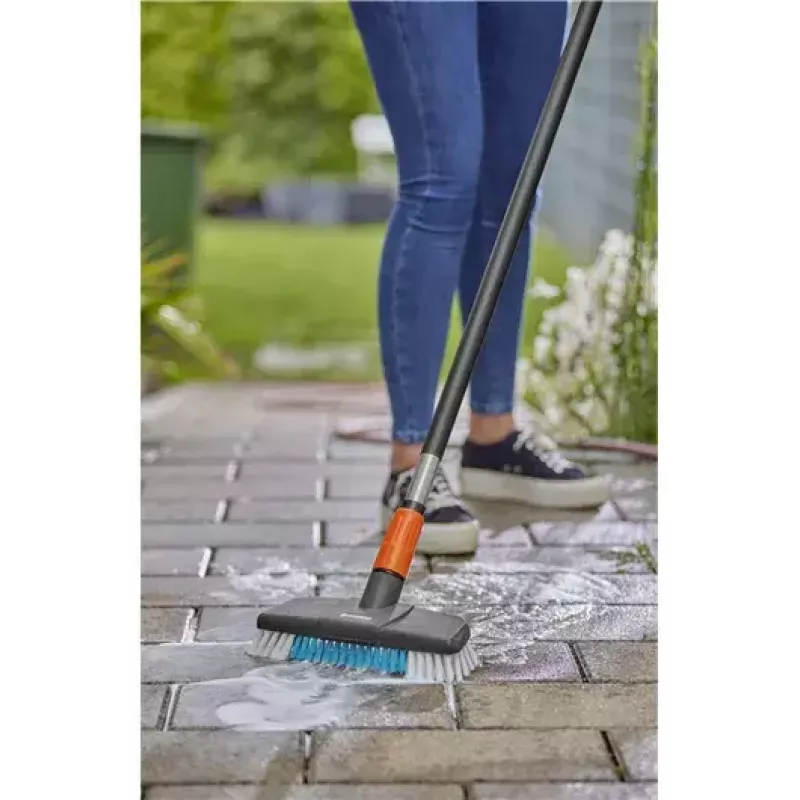 Gardena Cleansystem conjunto de lavagem com cabo, escova dura