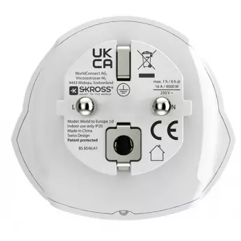 Adaptador de viagem SKROSS World to Europe — entrada universal para tomada europeia, branco, 64×58×47 mm